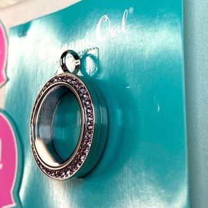 Origami Owl medium living locket twist base + face